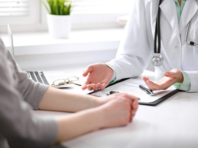  Người bệnh cần cung cấp đầy đủ thông tin về triệu chứng, tiền sử bệnh,...