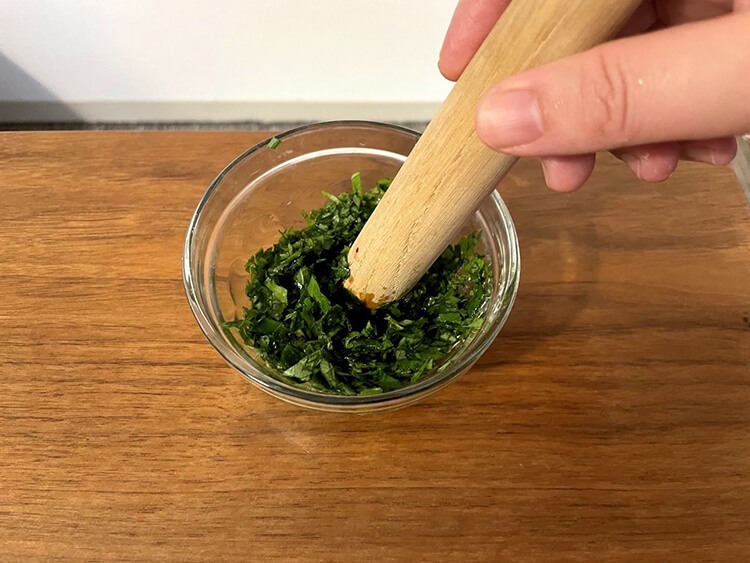  Bài thuốc chữa gãy xương bằng cây xương khỉ