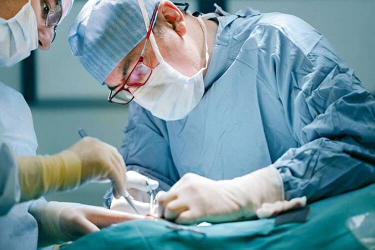  Phẫu thuật được chỉ định khi tình trạng bệnh trở nên nghiêm trọng