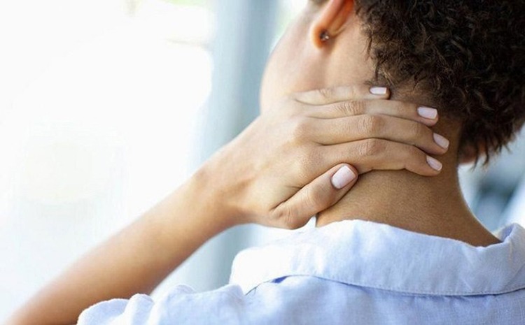  Tình trạng đau cổ bên trái là bệnh gì?