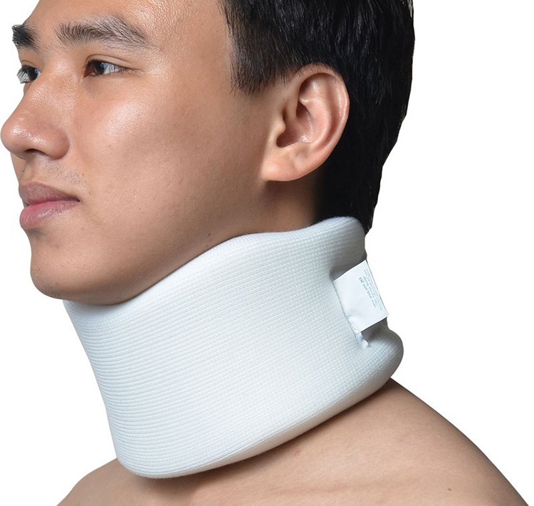  Nẹp đai cố định giúp giảm các hoạt động của cổ