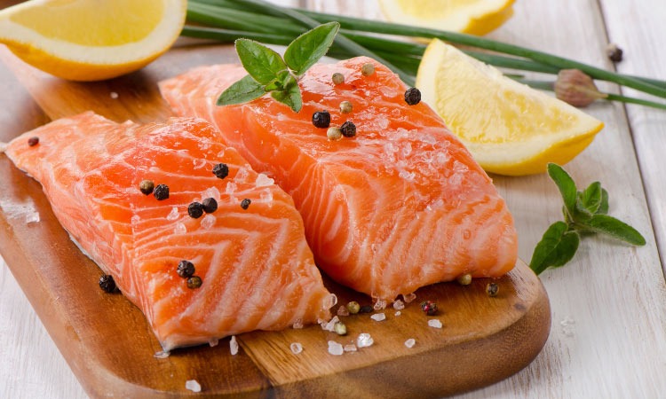  Chế độ ăn giàu omega 3 đóng vai trò quan trọng trong việc cải thiện tình trạng thoái hóa khớp gối