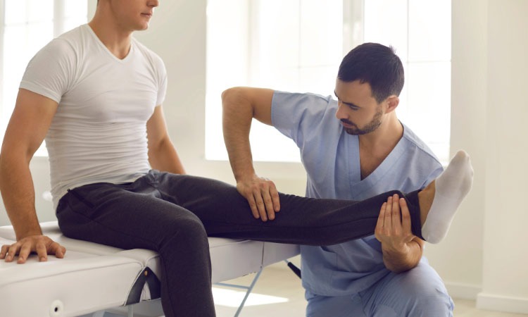 Vật lý trị liệu giúp giảm đau và sưng khớp gối nhanh chóng